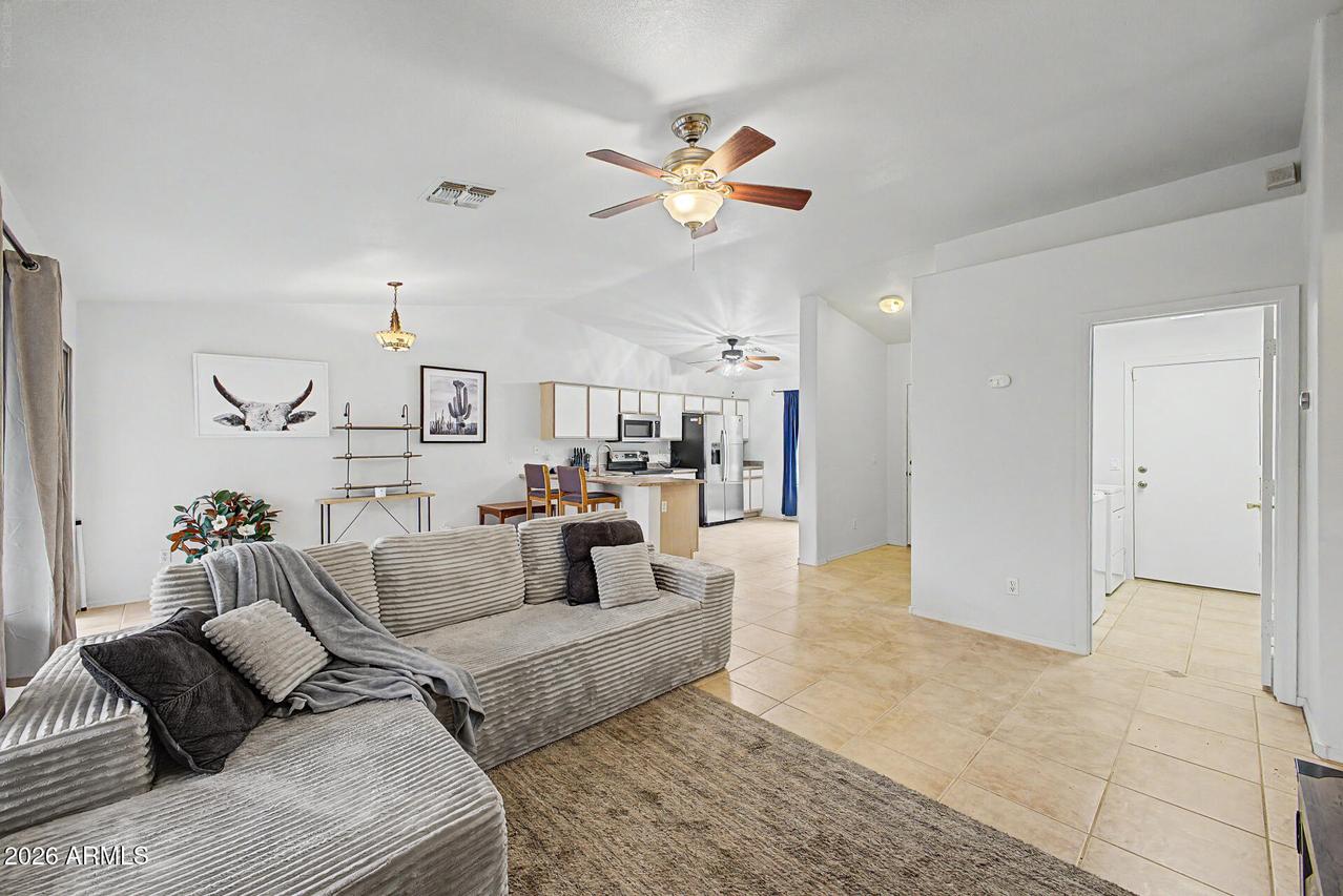 725 E Long Ave., Buckeye, AZ 85326