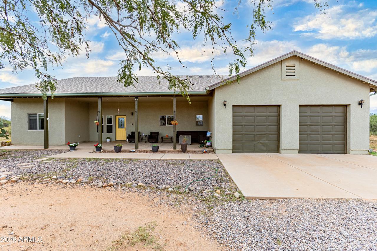 6610 S Cavalry Ln., Hereford, AZ 85615