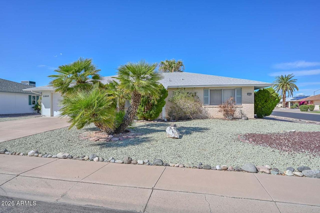 21002 N Welk Dr., Sun City, AZ 85373
