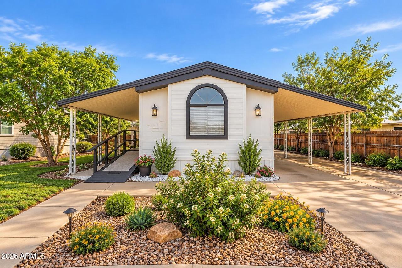 217 S 90th Pl., Mesa, AZ 85208