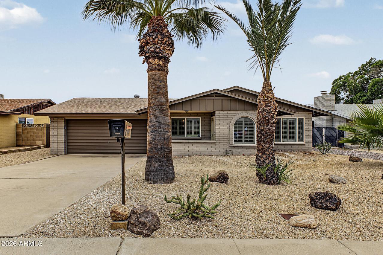 817 E Cheryl Dr., Phoenix, AZ 85020