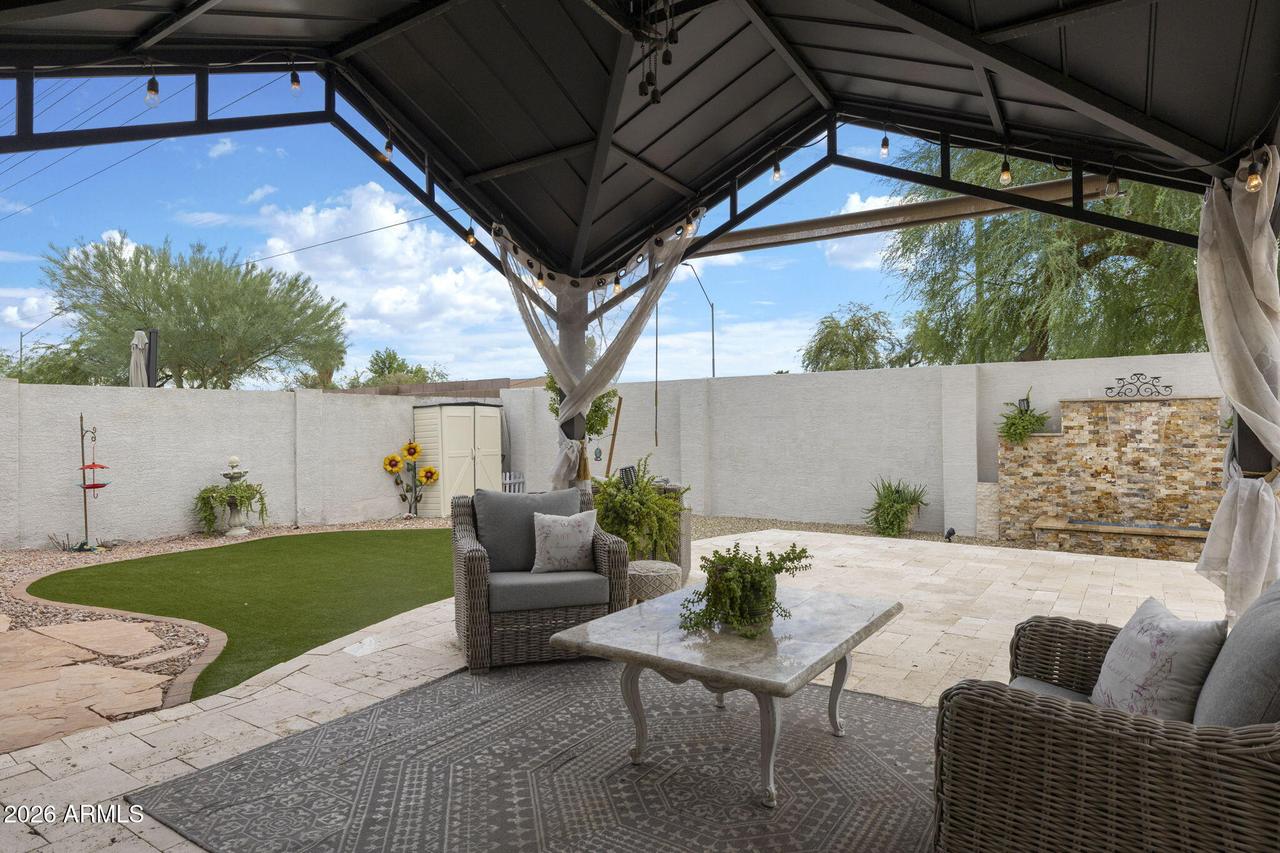 2011 E Renee Dr., Phoenix, AZ 85024