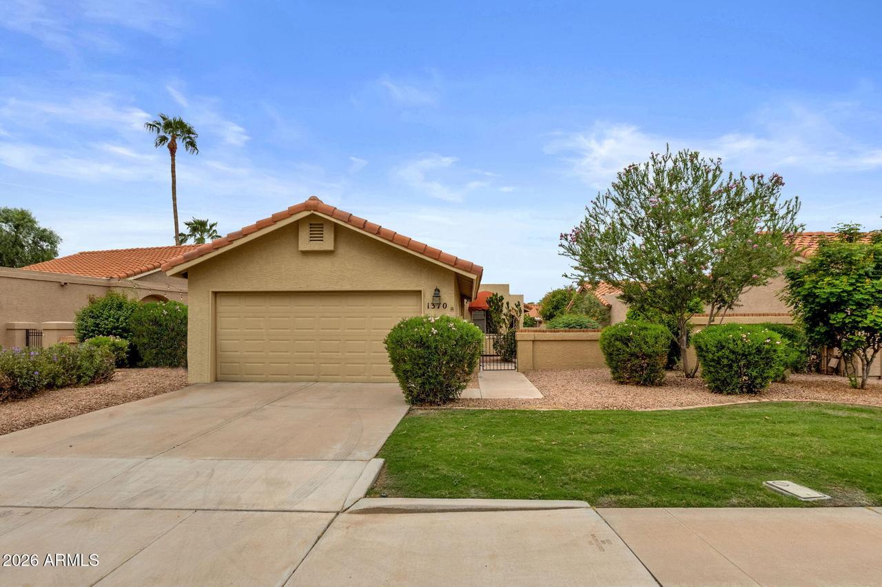 1370 N Tamarisk Dr., Chandler, AZ 85224