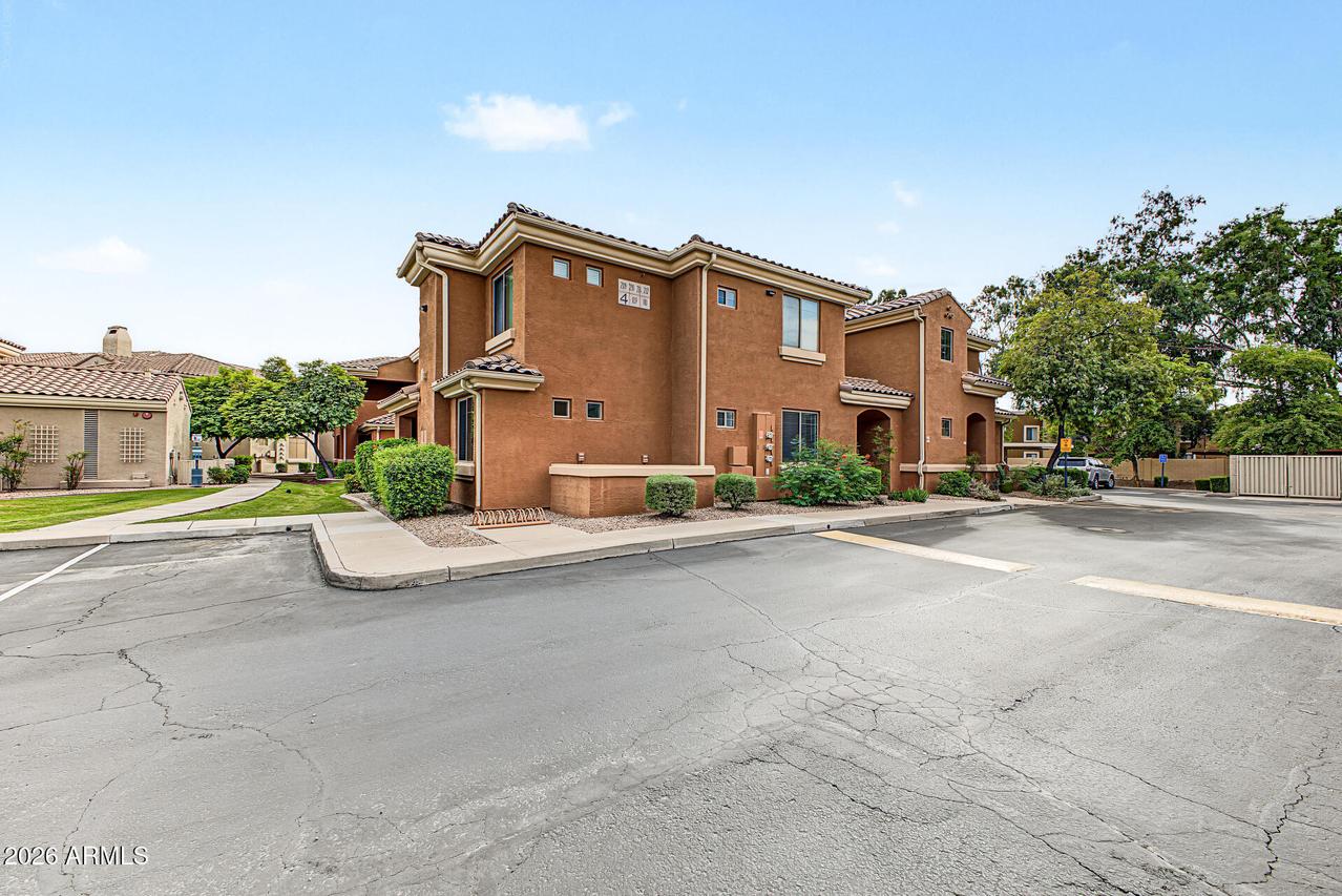 955 E Knox Rd. #109, Chandler, AZ 85225
