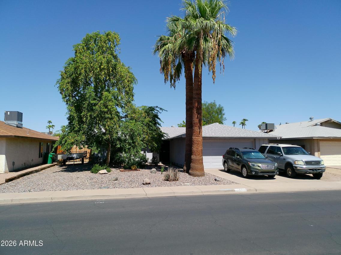 2142 W Enid Ave., Mesa, AZ 85202