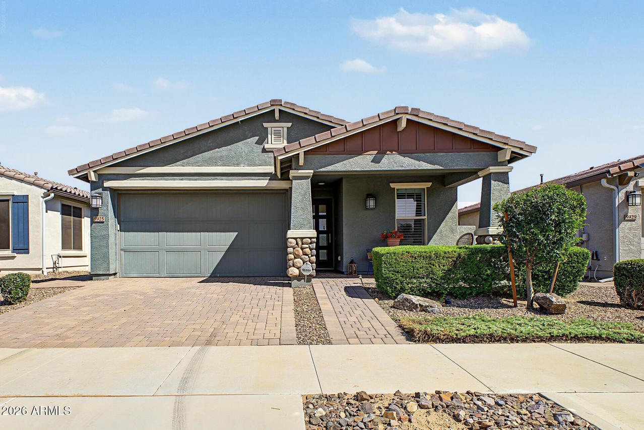 5925 S Del Rancho, Mesa, AZ 85212