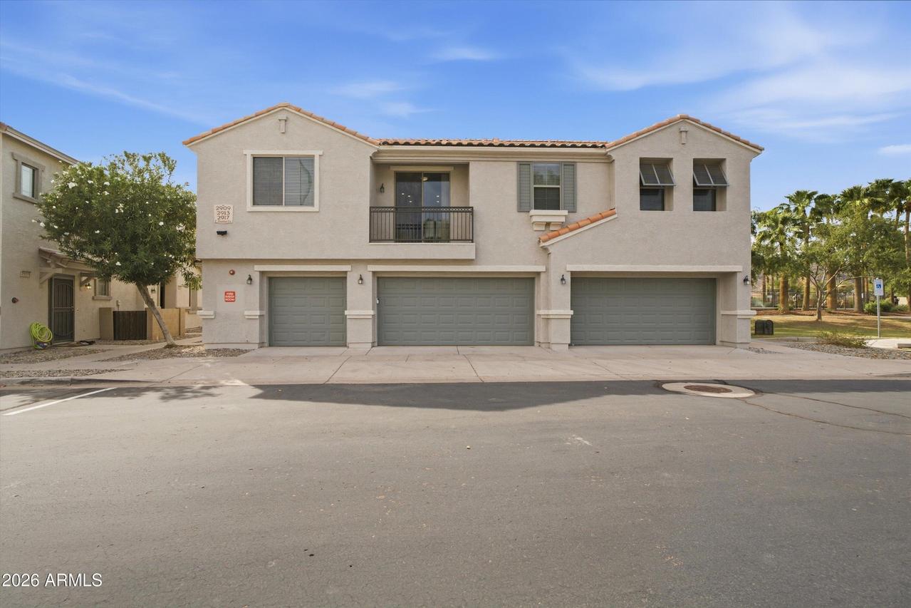 2909 E Dunbar Dr., Phoenix, AZ 85042