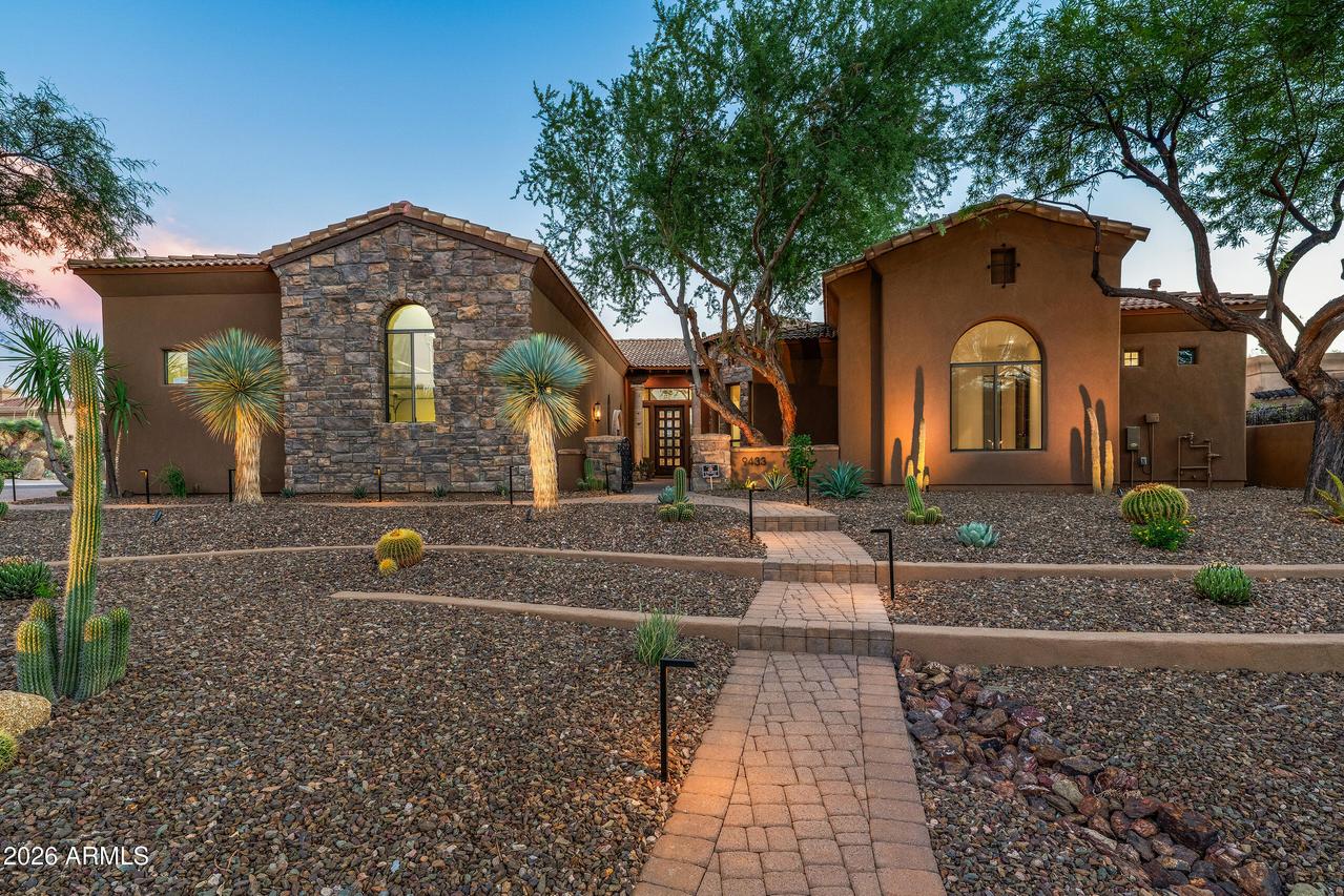 9433 E Monument Dr., Scottsdale, AZ 85262