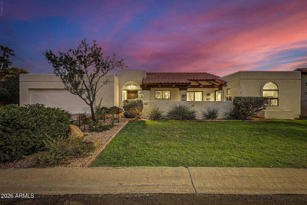 3169 E Berridge Ln., Phoenix, AZ 85016