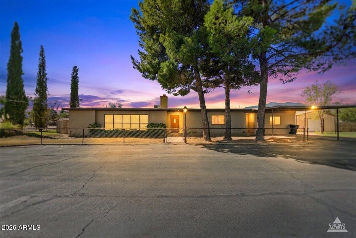 4017 W 1st St., Thatcher, AZ 85552