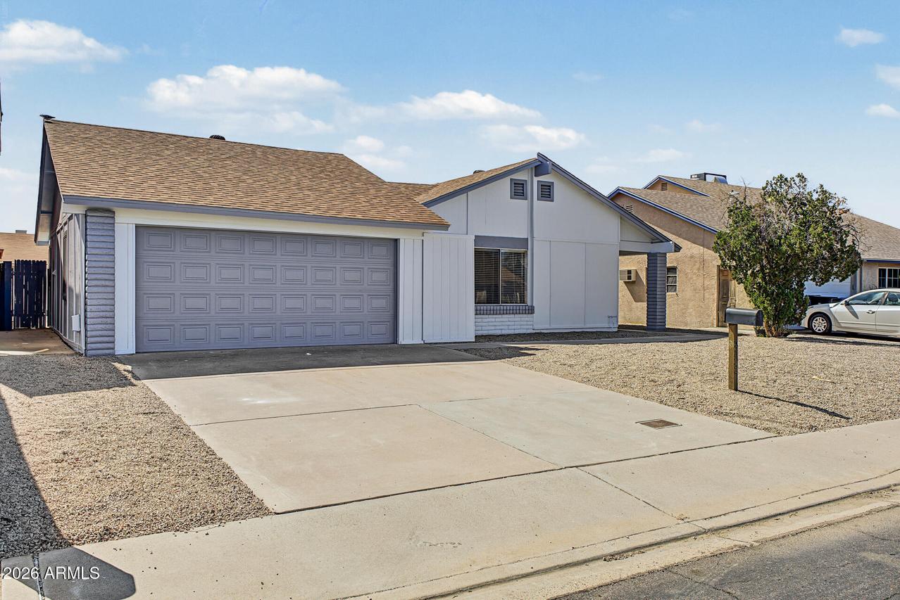 4211 E Vineyard Rd., Phoenix, AZ 85042