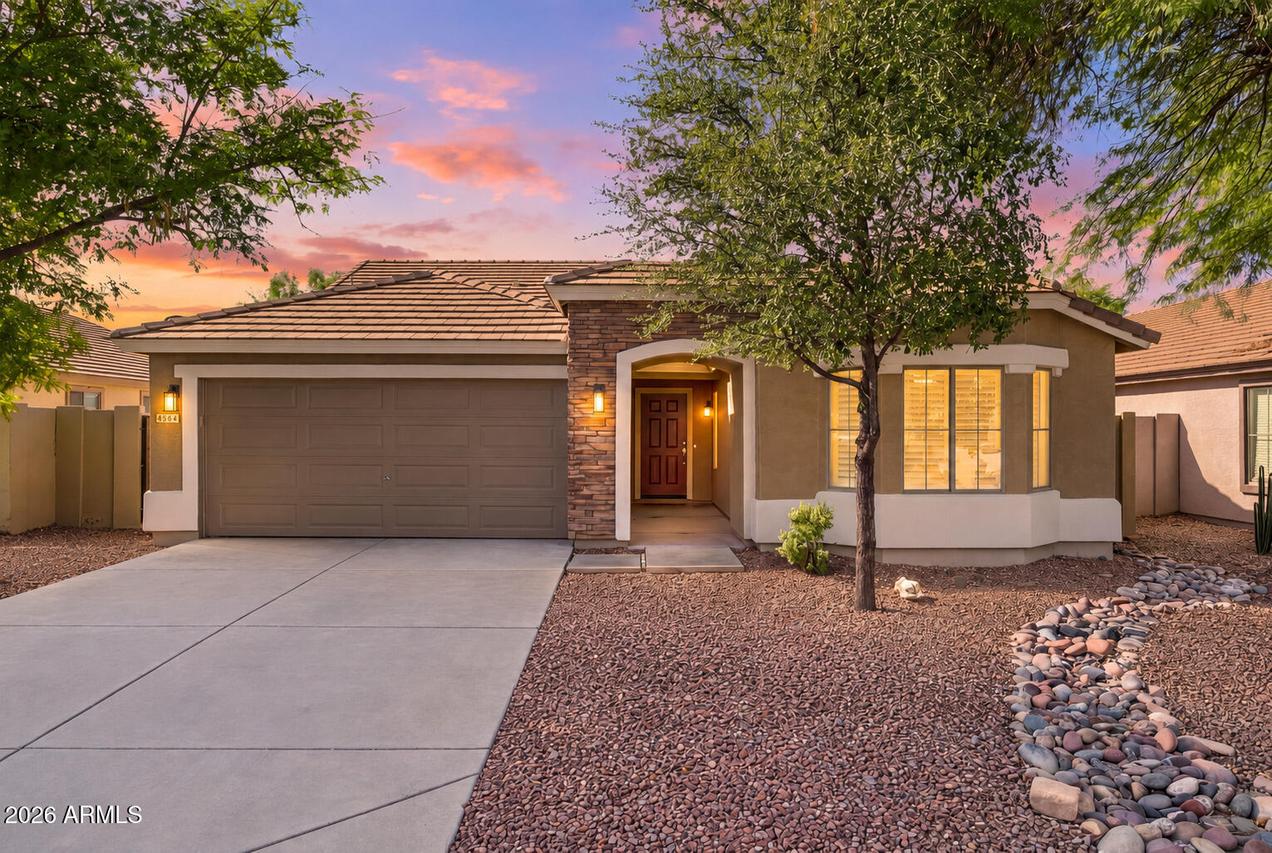 2643 E Desert Rose Tr., San Tan Valley, AZ 85143