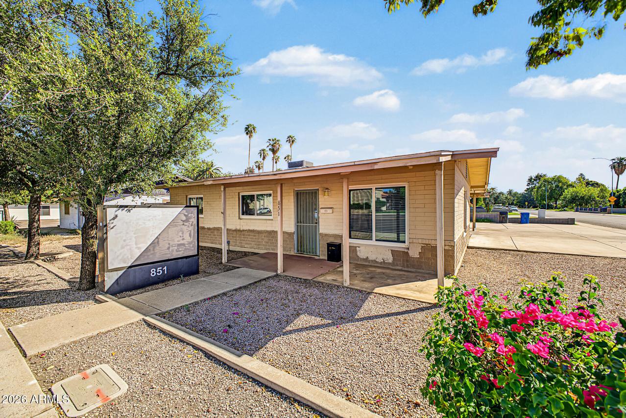 851 N Country Club Dr., Mesa, AZ 85201
