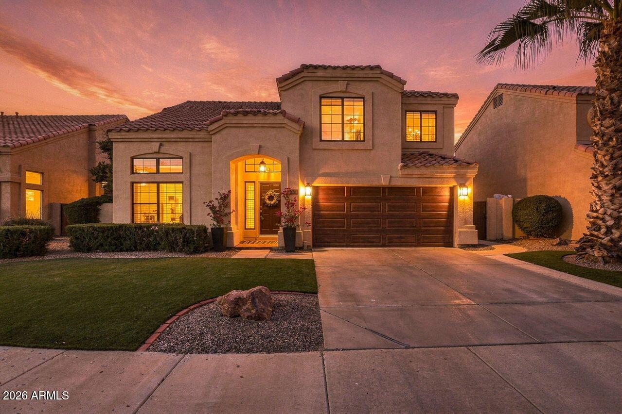 2094 W Peninsula Cir., Chandler, AZ 85248