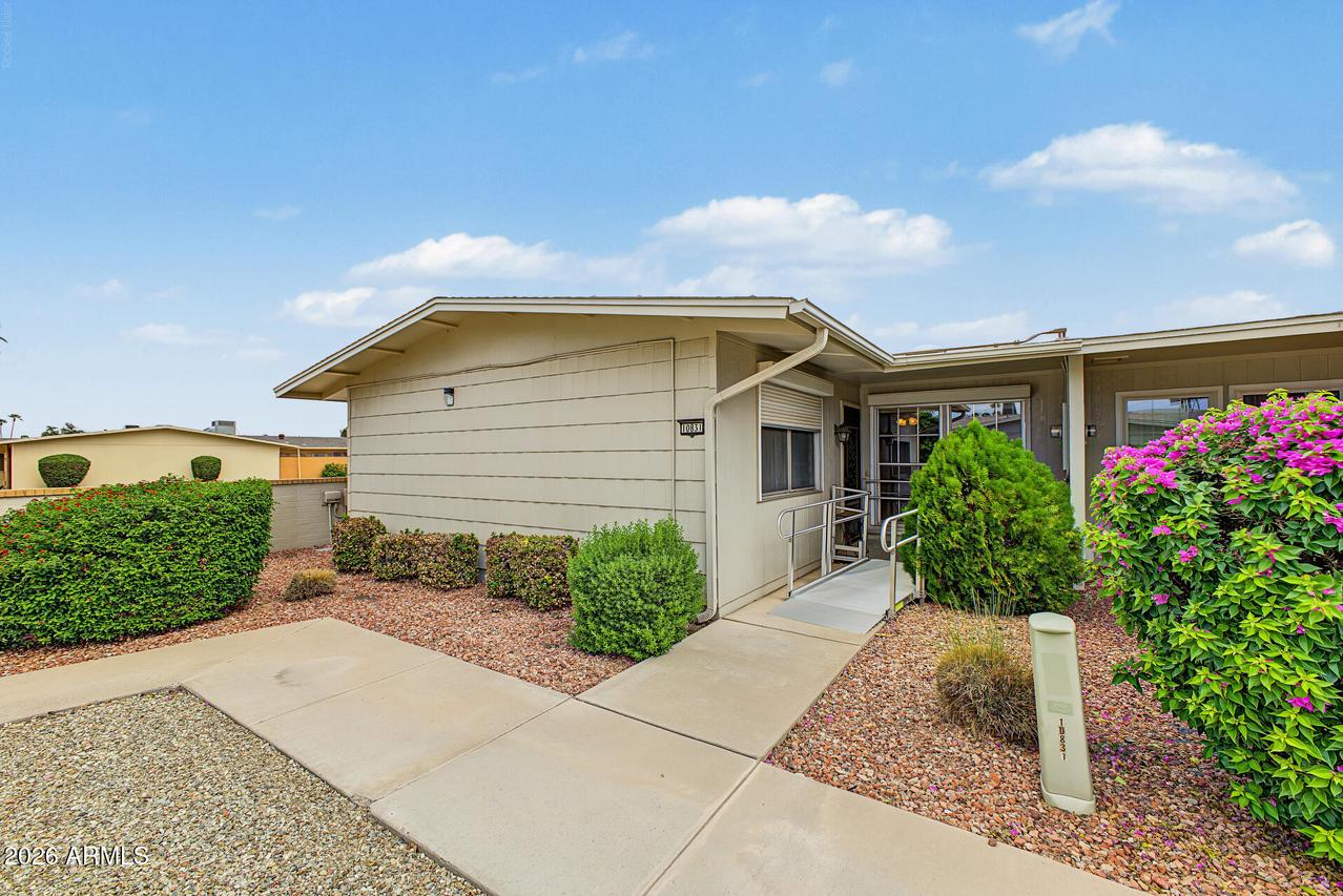 10831 W Santa Fe Dr., Sun City, AZ 85351