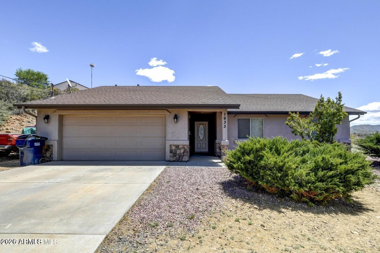 1933 N Moonstone Ln., Prescott, AZ 86301