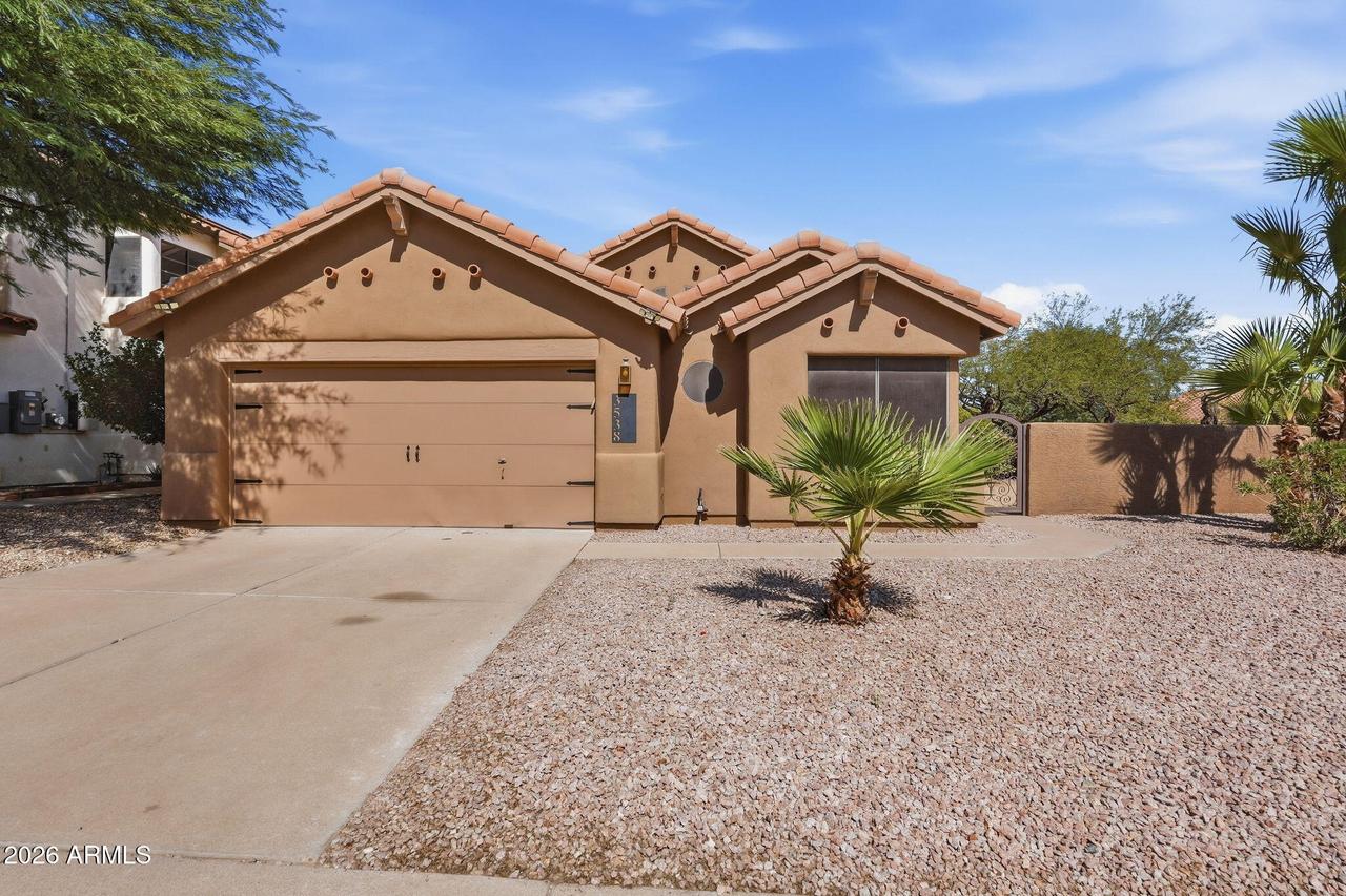 3538 E South Fork Dr., Phoenix, AZ 85044
