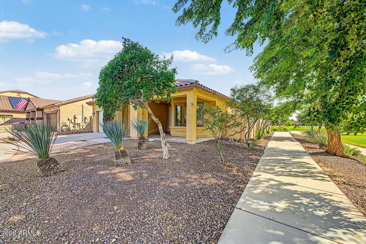 11835 W Daley Ct., Sun City, AZ 85373