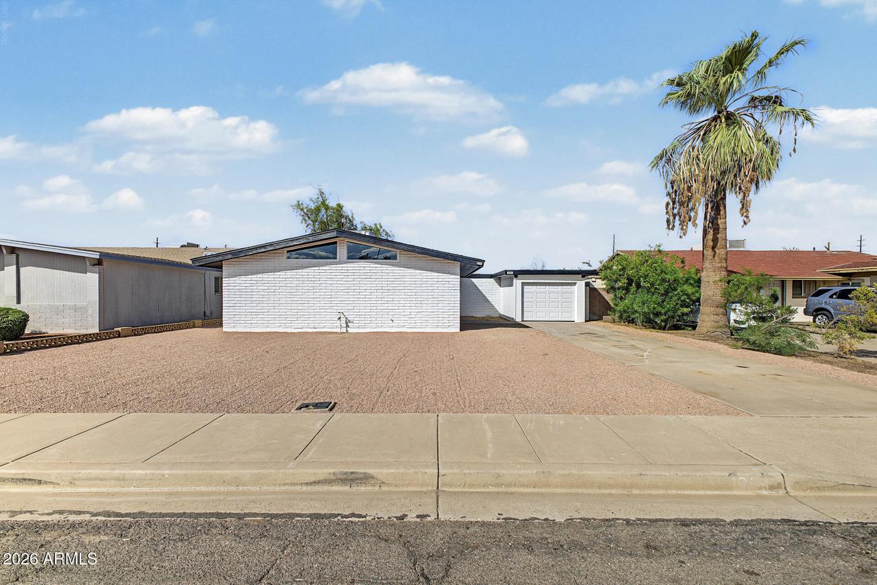 1208 W Malibu Dr., Tempe, AZ 85282