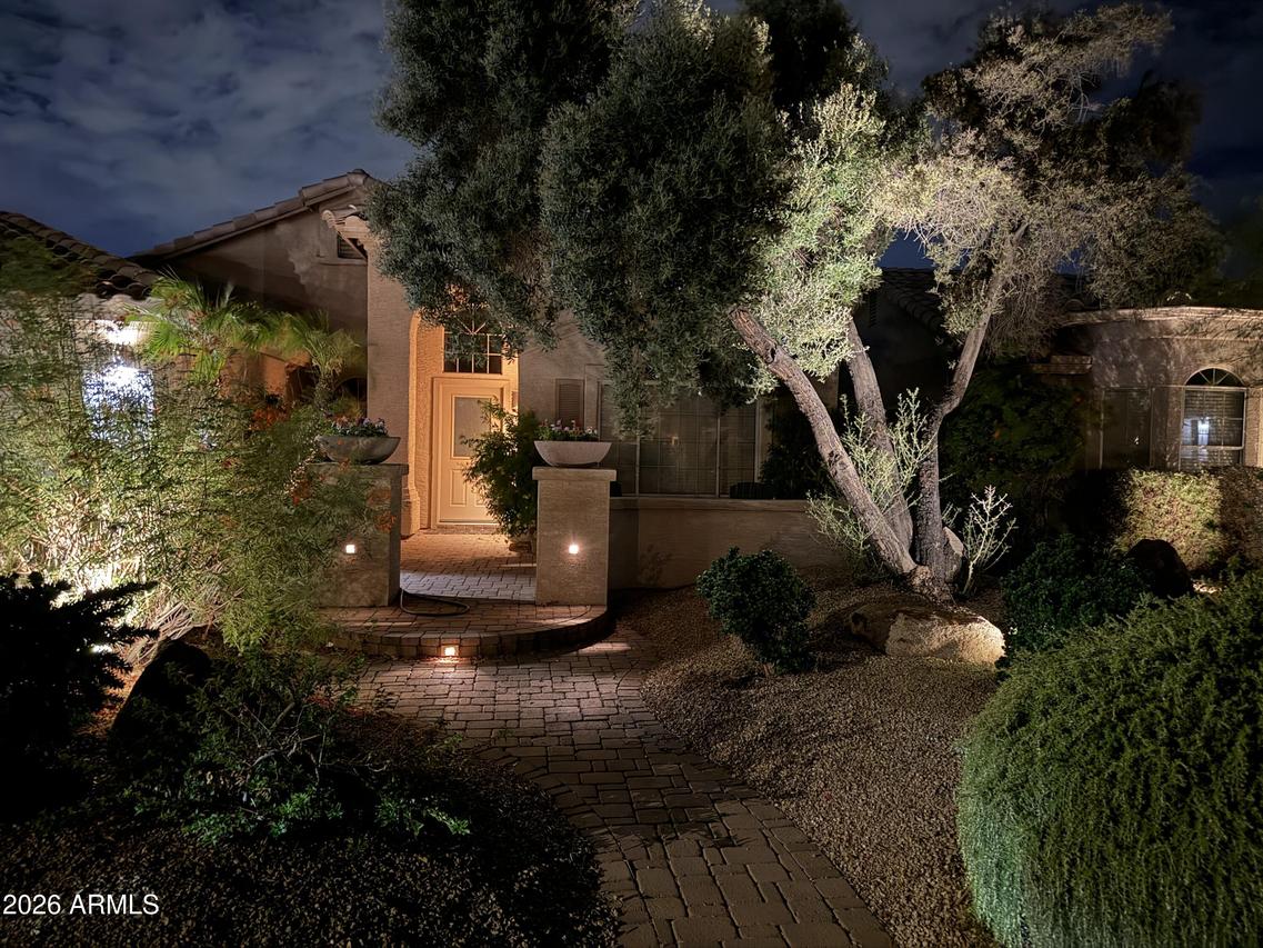18234 N 85th Dr., Peoria, AZ 85382