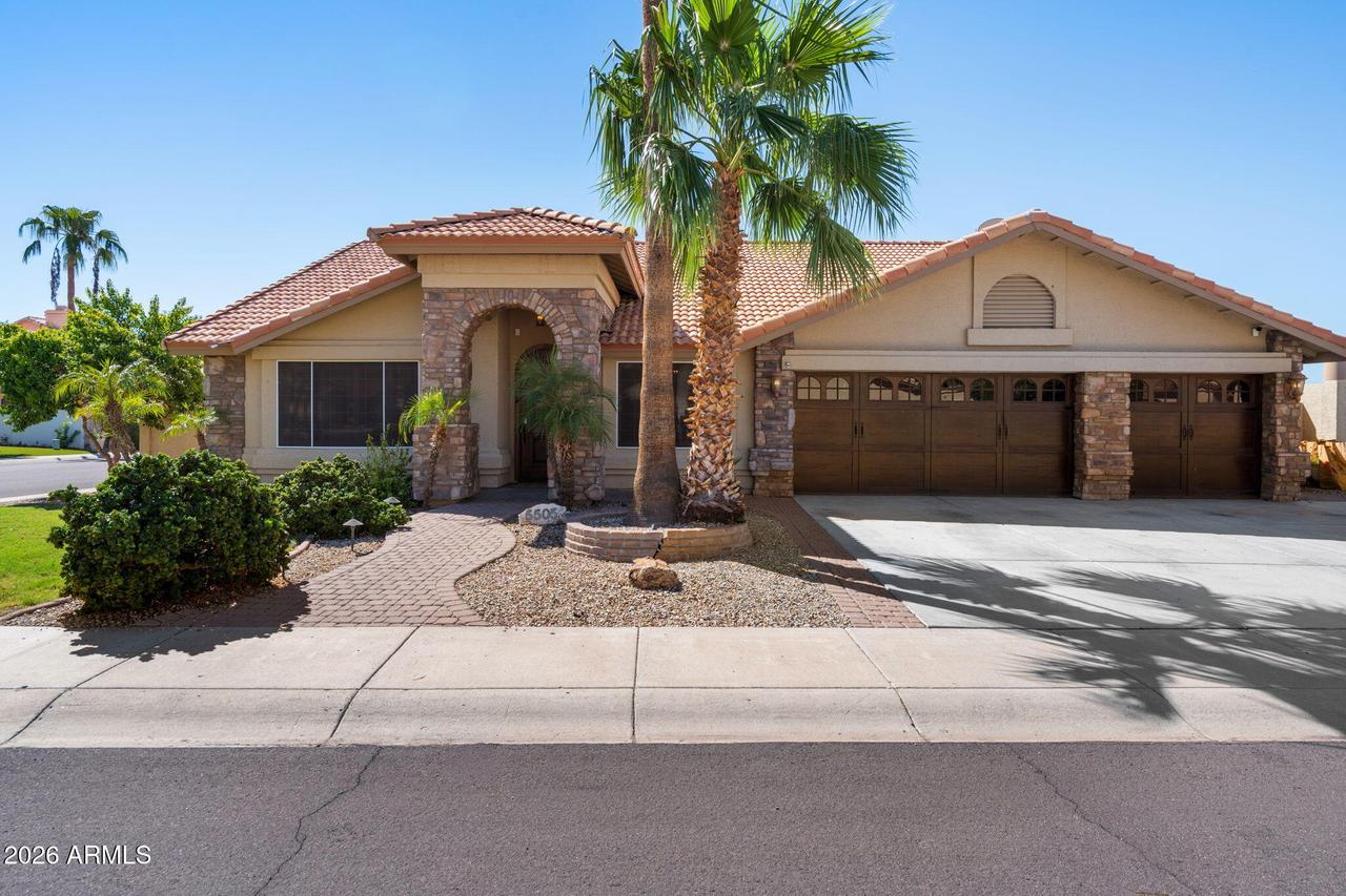 5505 W Lone Cactus Dr., Glendale, AZ 85308
