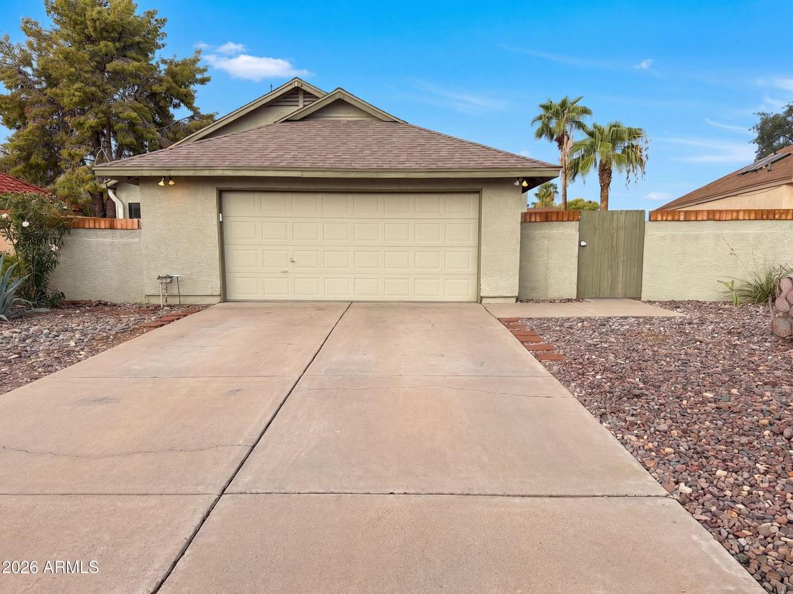 18654 N 45th Ave., Glendale, AZ 85308