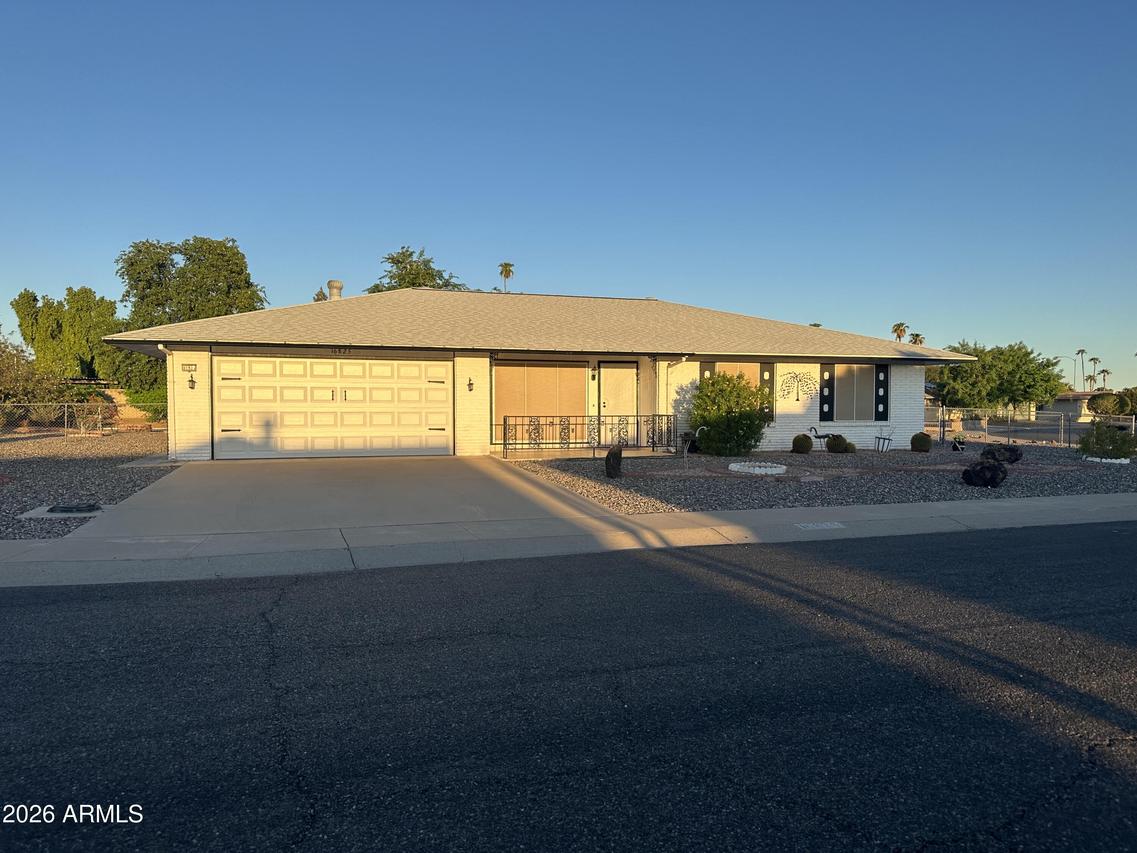 16825 N 107th Dr., Sun City, AZ 85351