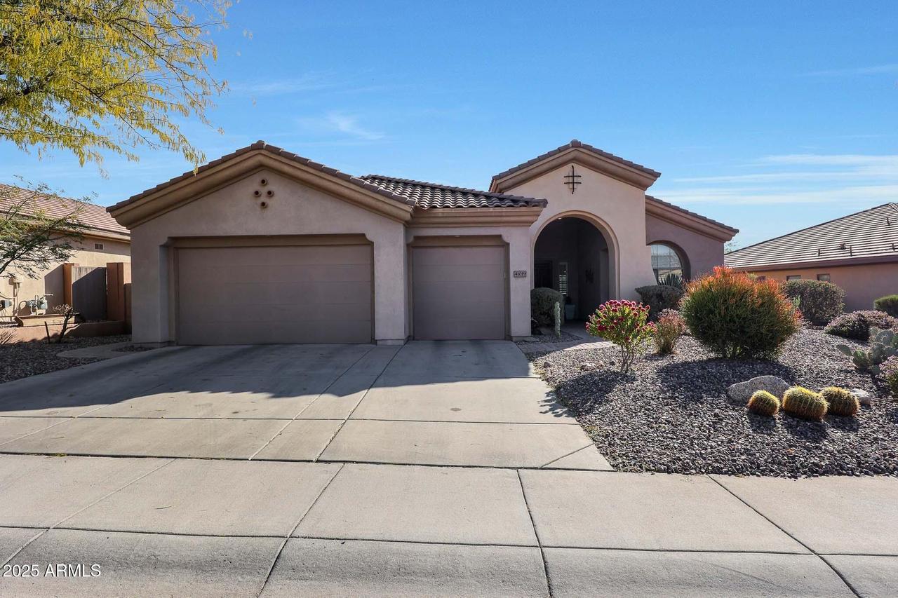 41019 N Congressional Dr., Phoenix, AZ 85086