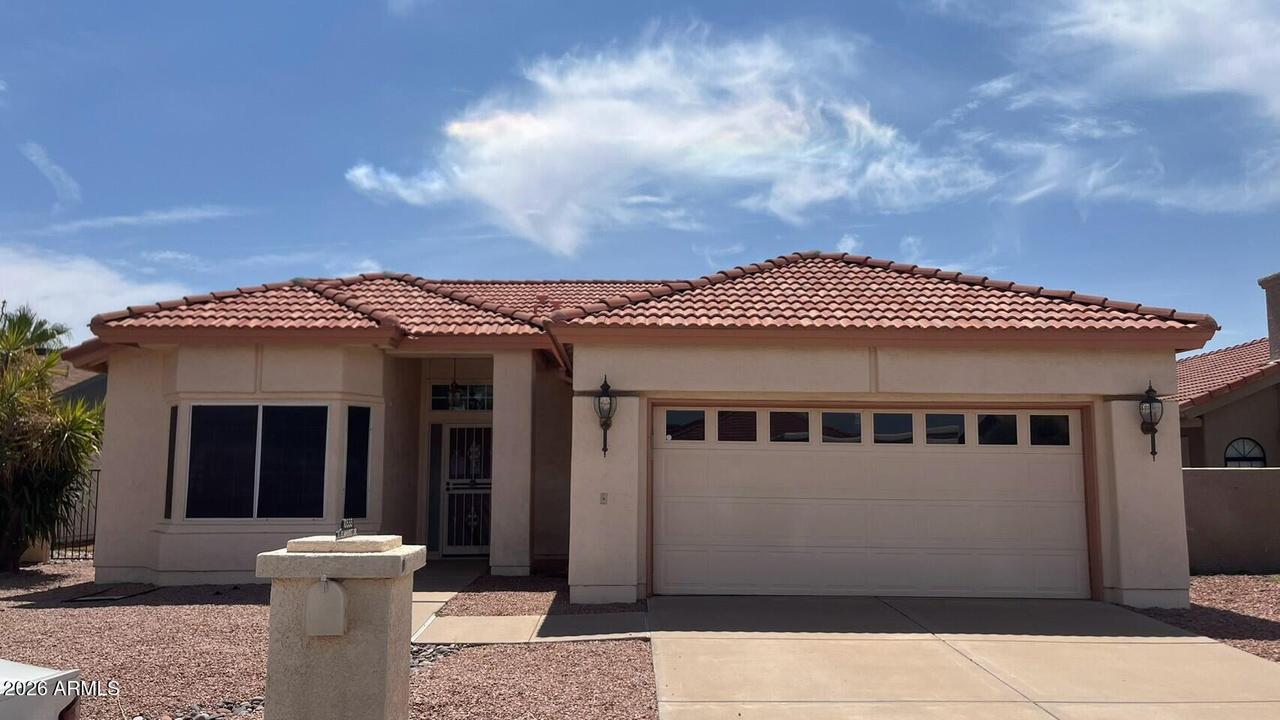 10533 E Elmhurst Dr., Sun Lakes, AZ 85248