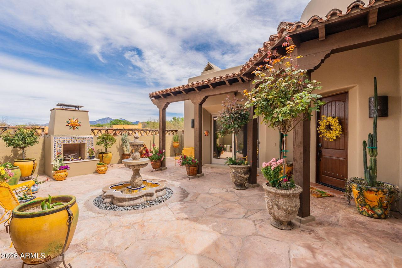 44 Calle Maria Elena, Tubac, AZ 85646