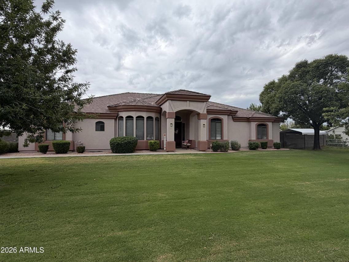 2215 E Virginia St., Mesa, AZ 85213