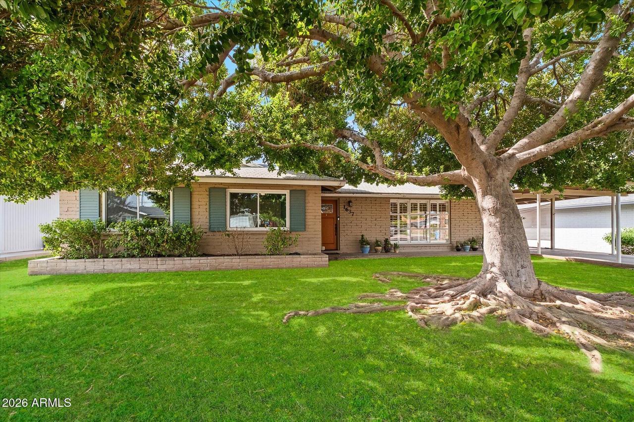 1637 E Sierra Vista Dr., Phoenix, AZ 85016
