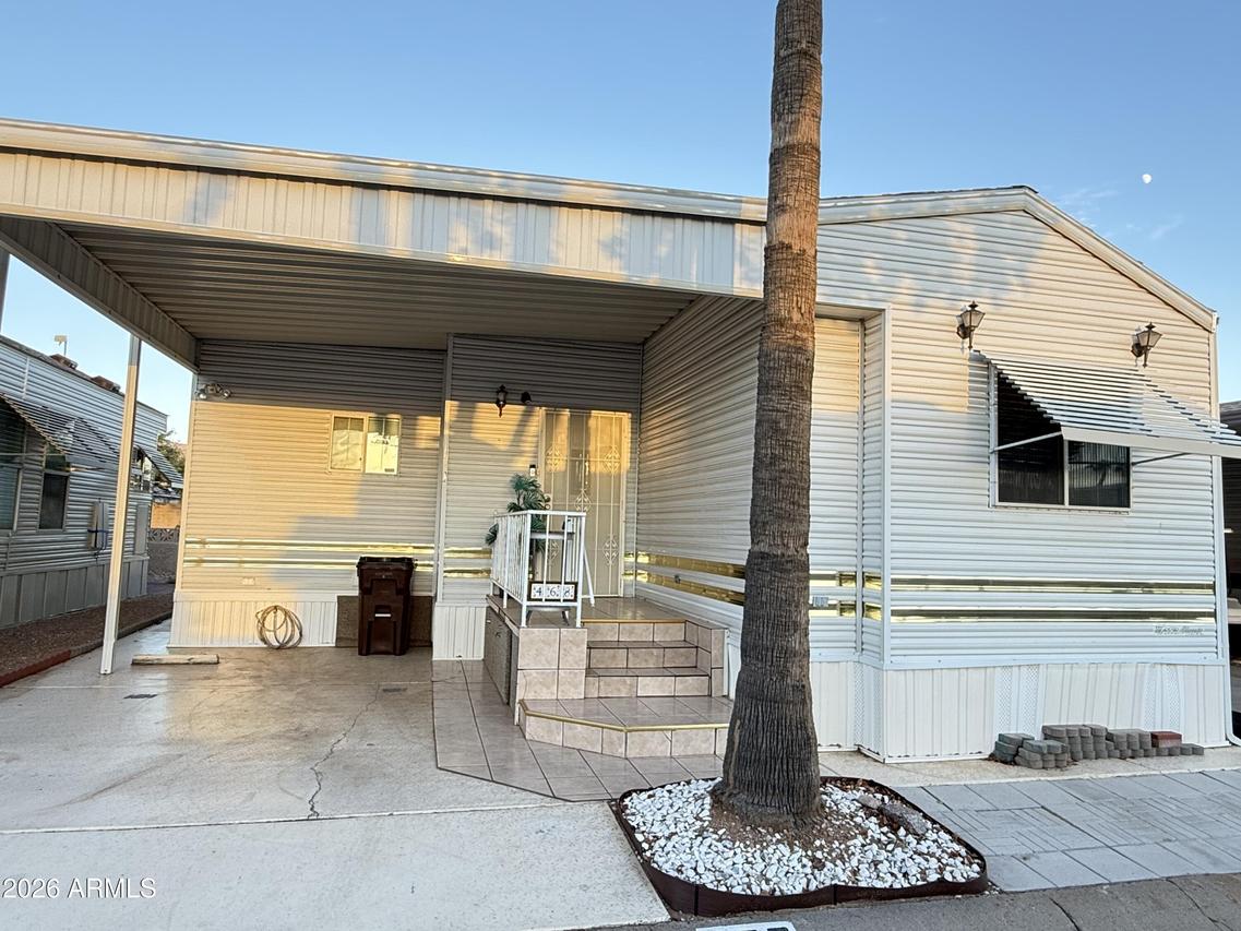 468 Iron Ore Dr., Apache Junction, AZ 85119