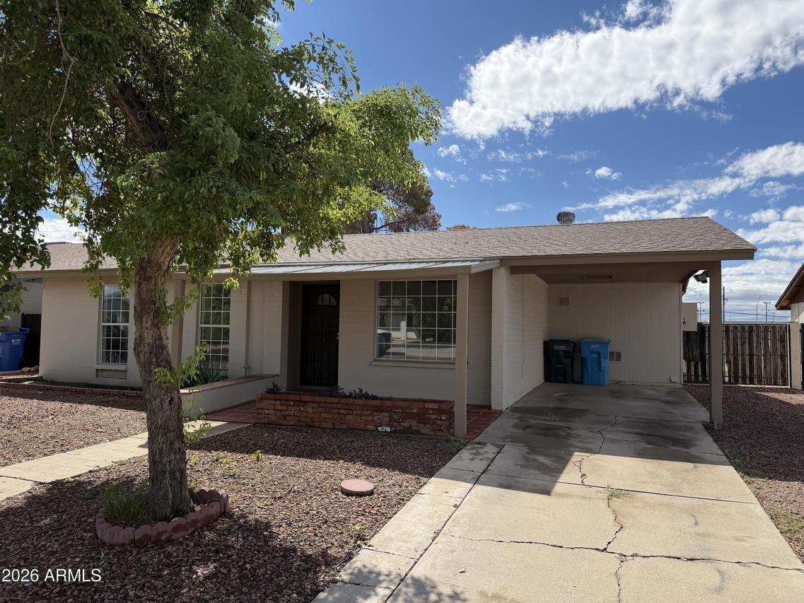 2119 W Danbury Rd., Phoenix, AZ 85023