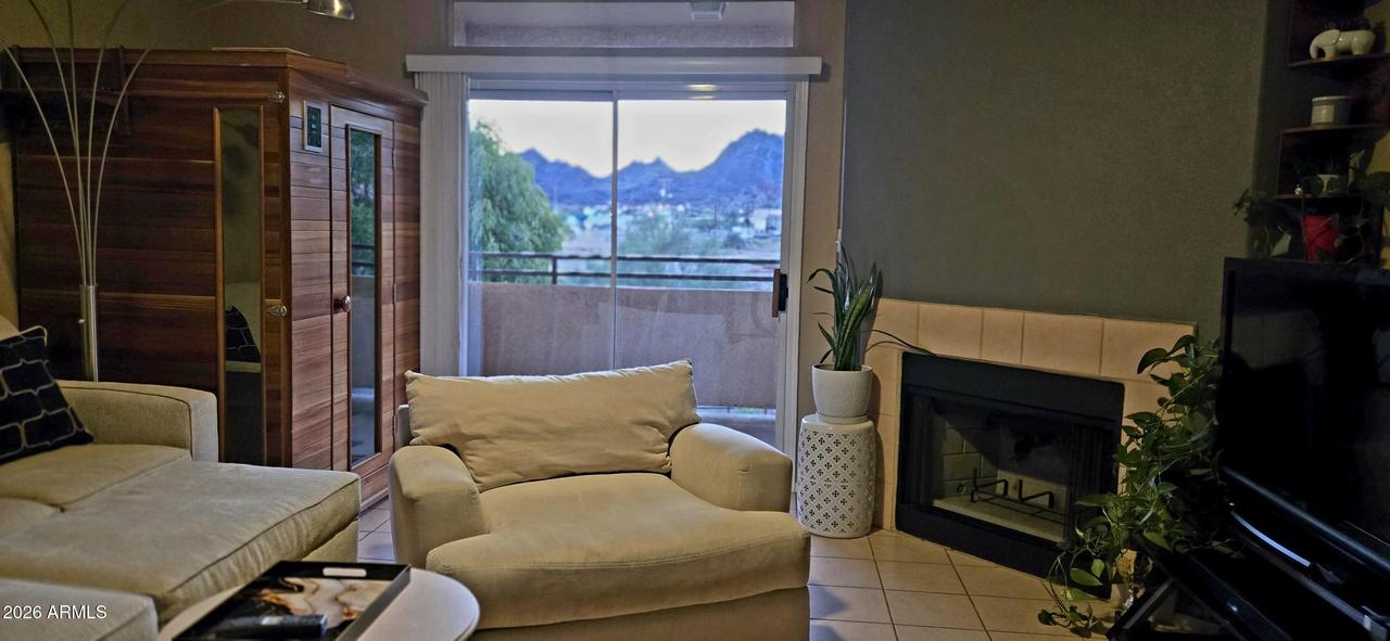 10410 N Cave Creek Rd. #2037, Phoenix, AZ 85020
