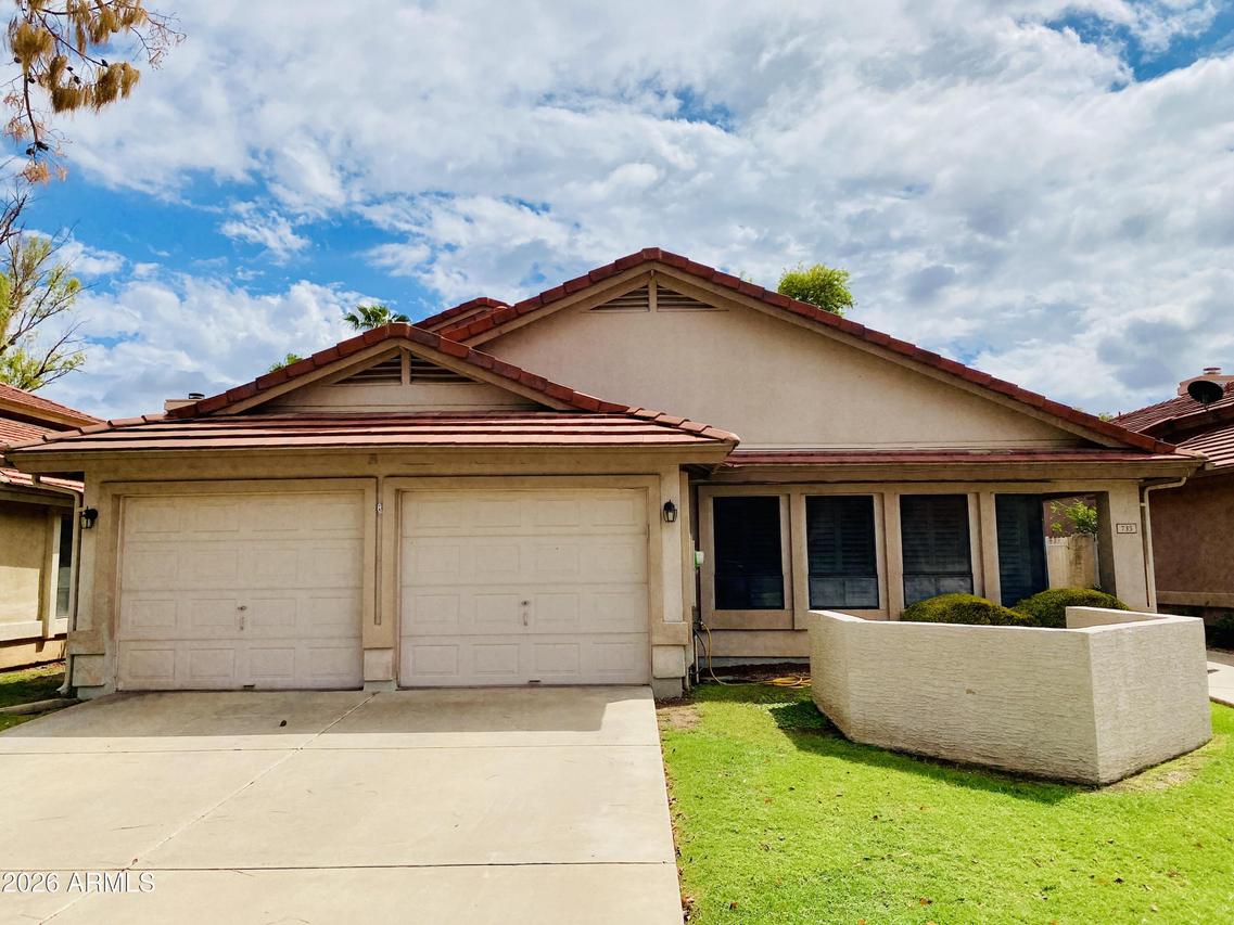 735 N Meadowlark Ln., Chandler, AZ 85226