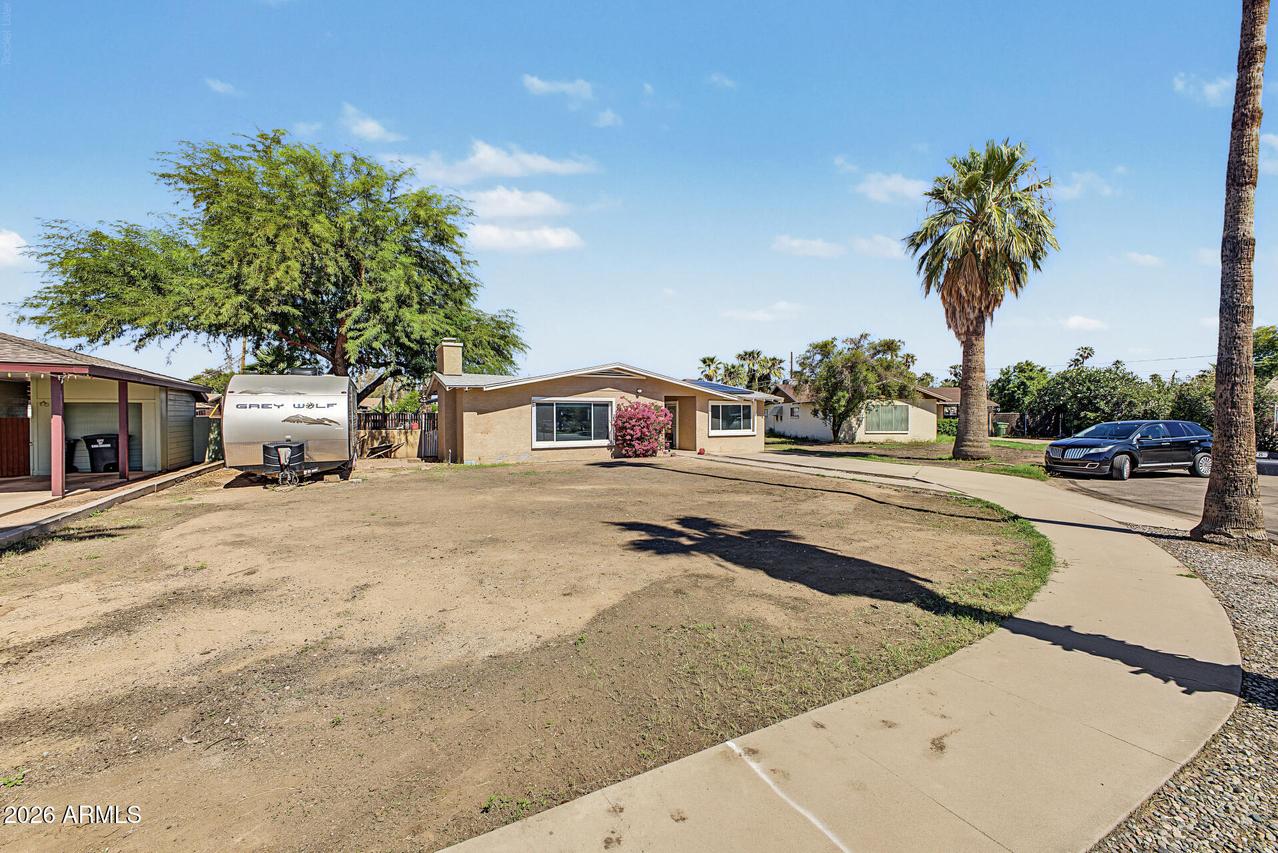 1128 N Walnut Dr., Casa Grande, AZ 85122