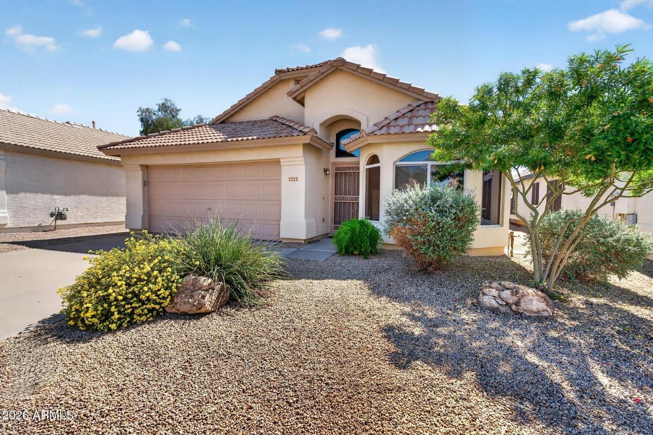 3323 W Constitution Dr., Chandler, AZ 85226