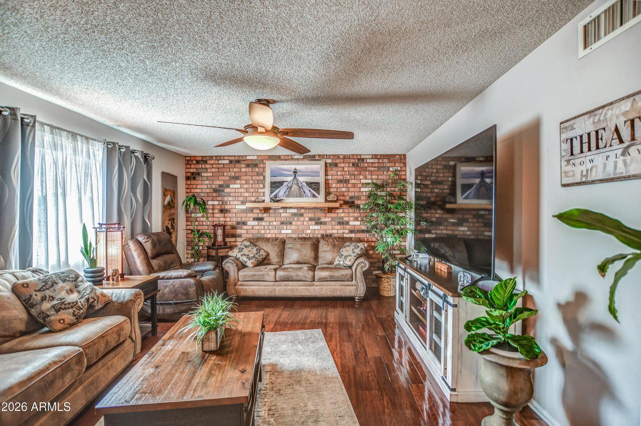 1164 S Quail St., Mesa, AZ 85206