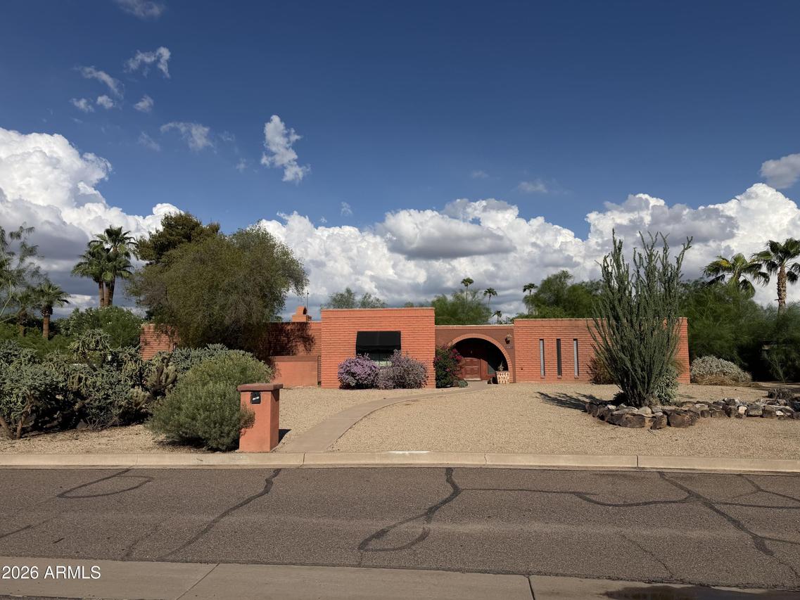 12611 N 66th St., Scottsdale, AZ 85254