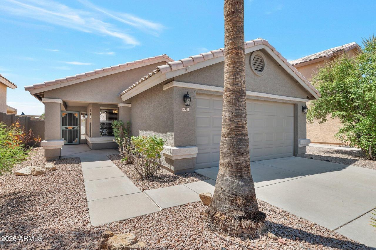 4911 W Wikieup Ln., Glendale, AZ 85308