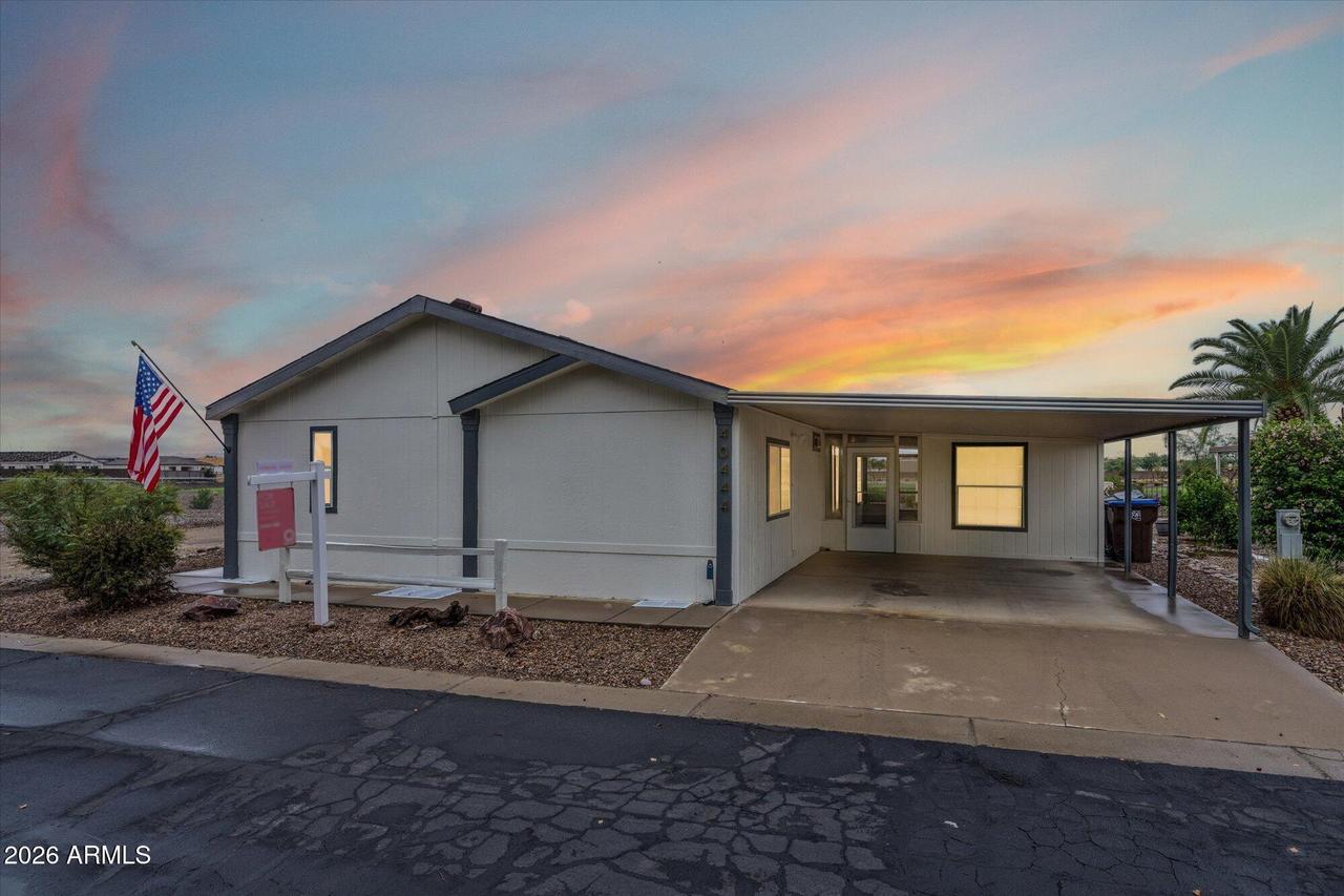 40444 N Eagle St., San Tan Valley, AZ 85140