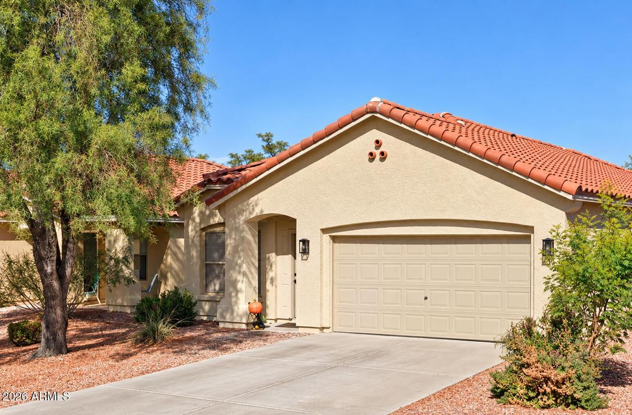 2672 W Silver Creek Ln., San Tan Valley, AZ 85144