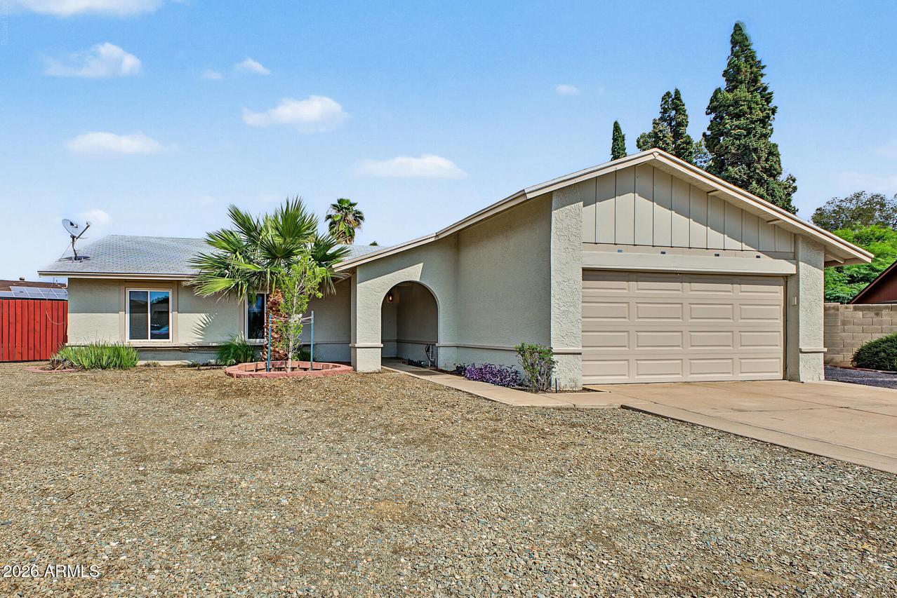 3136 W Kings Ave., Phoenix, AZ 85053