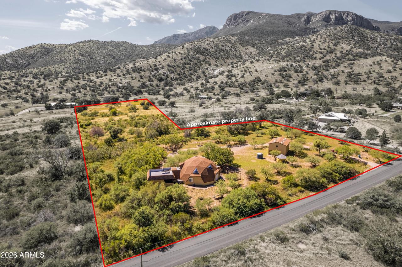 2990 E Carr Canyon Rd., Hereford, AZ 85615