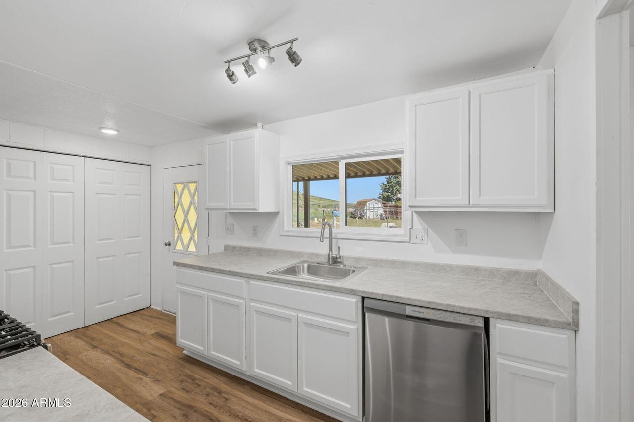 2810 N Kings Hwy., Prescott Valley, AZ 86314