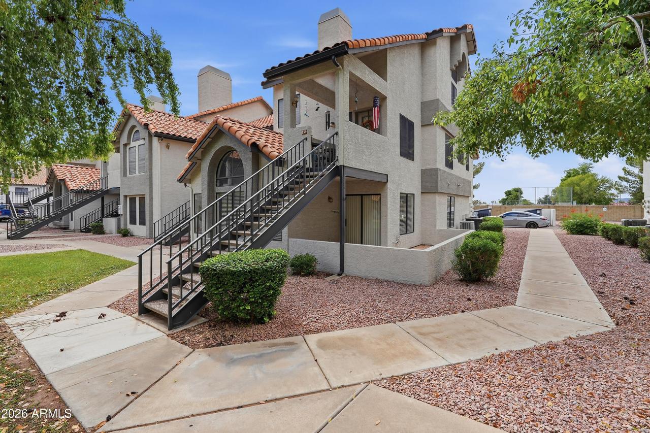 19820 N 13th Ave., Phoenix, AZ 85013