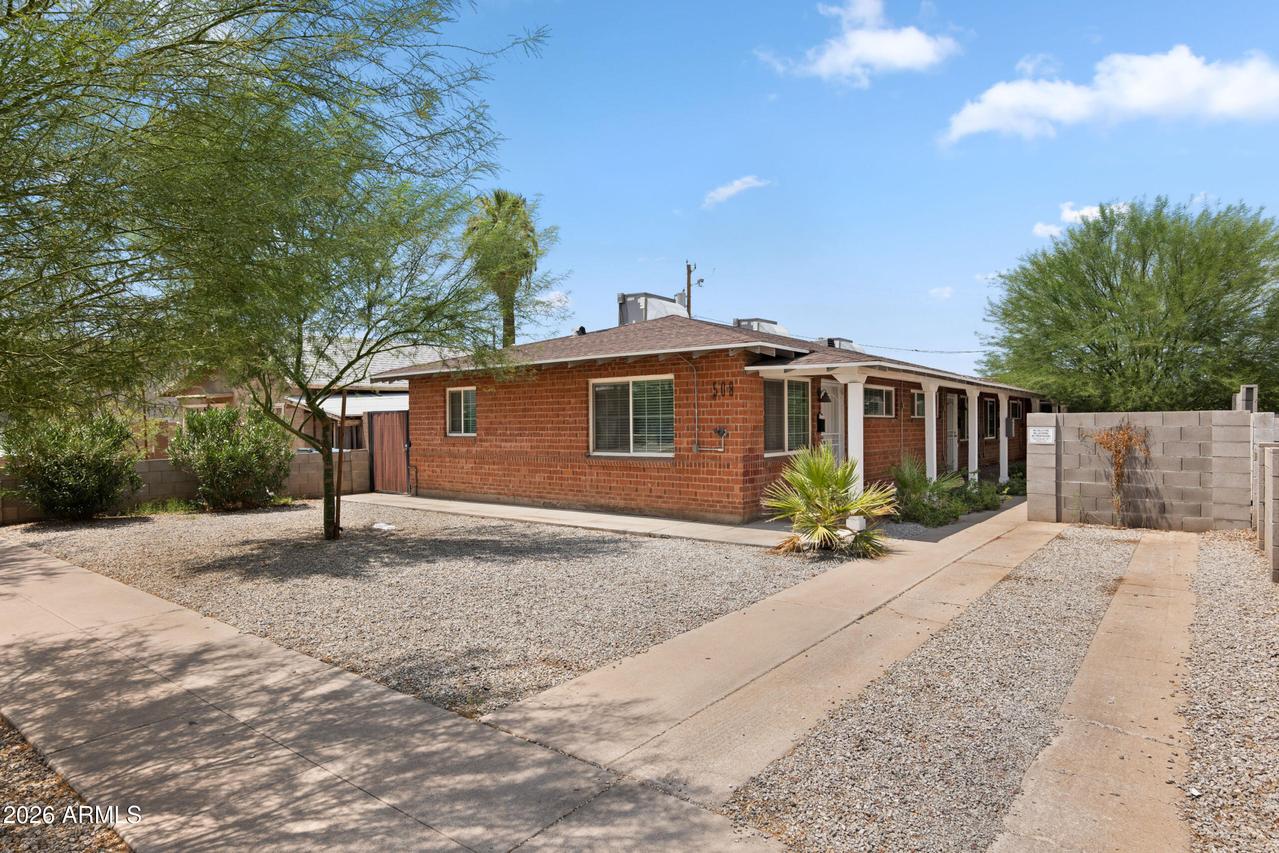 508 N 9th Ave., Phoenix, AZ 85007