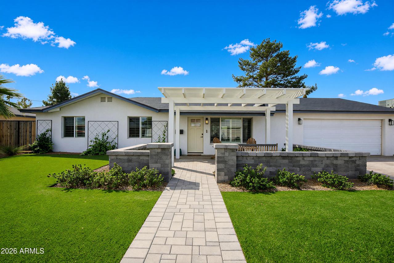 3033 E Turney Ave., Phoenix, AZ 85016