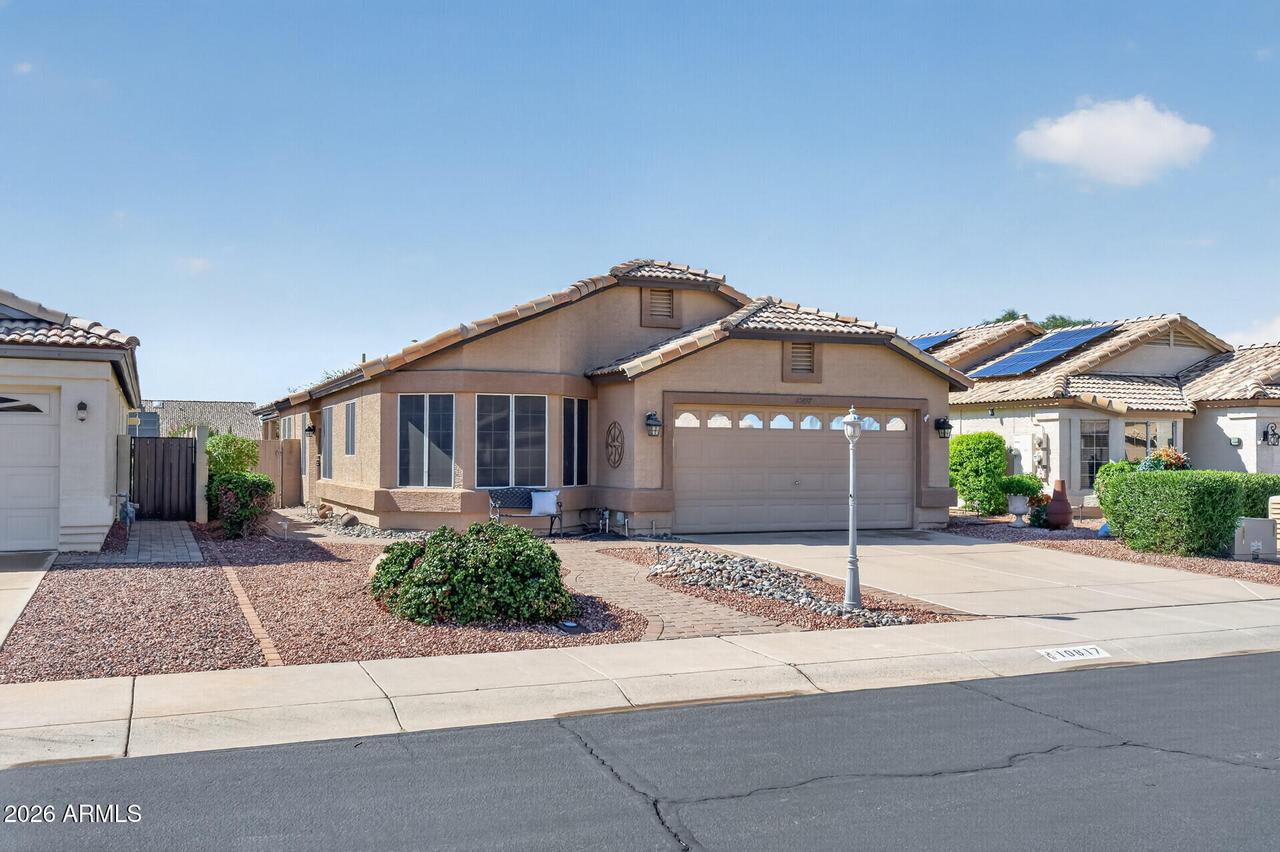 10817 W Irma Ln., Peoria, AZ 85373